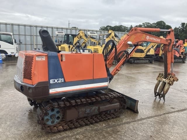 MINI EXCAVATOR — Auction (lot 8461-140)