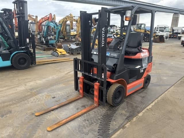 Battery Forklift — Auction (lot 8461-14003)
