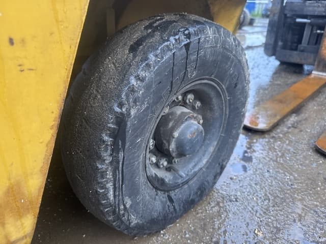 Forklift — Auction (lot 8461-14006)