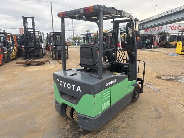 Battery Forklift — Auction (lot 8461-14007)