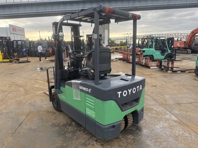 Battery Forklift — Auction (lot 8461-14007)