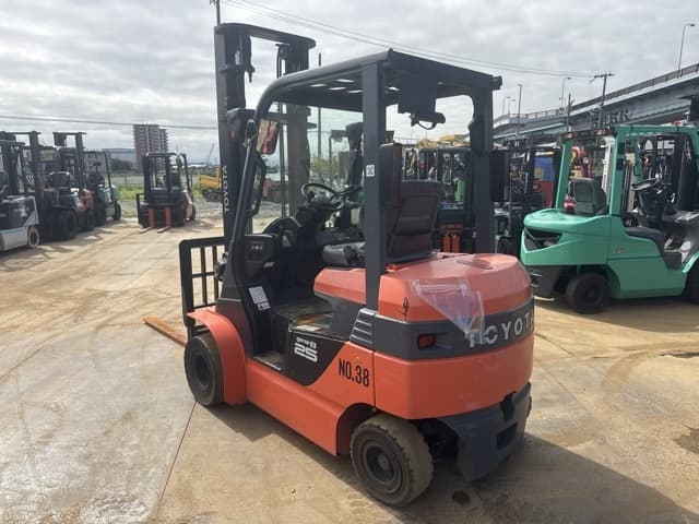 Battery Forklift — Auction (lot 8461-14009)