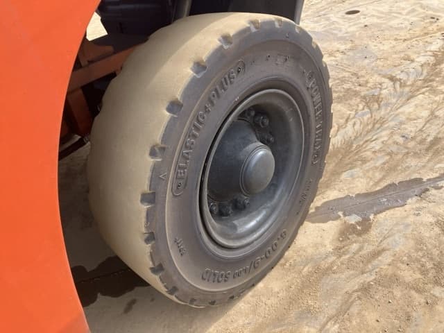 Forklift — Auction (lot 8461-14018)