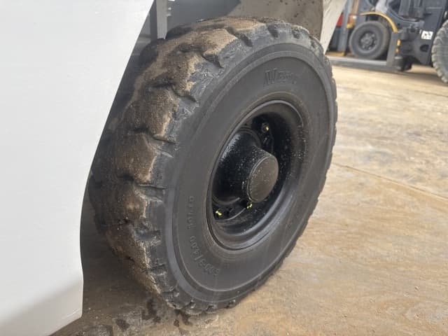 Forklift — Auction (lot 8461-14022)