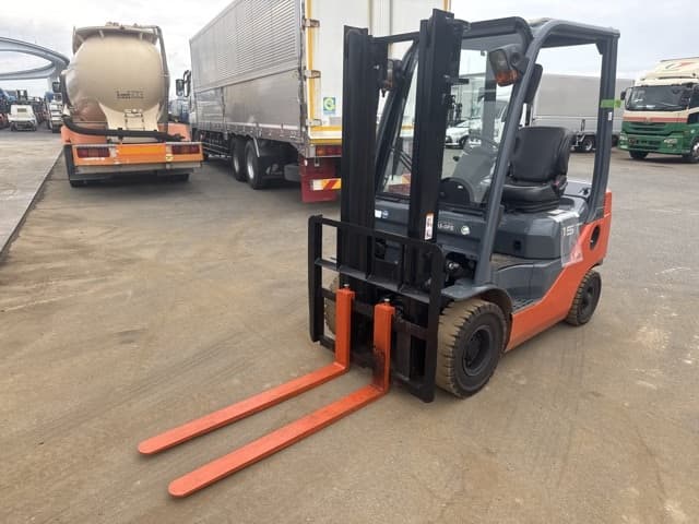 Forklift — Auction (lot 8461-14029)