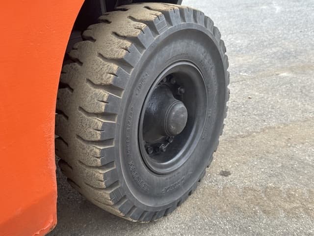 Forklift — Auction (lot 8461-14032)