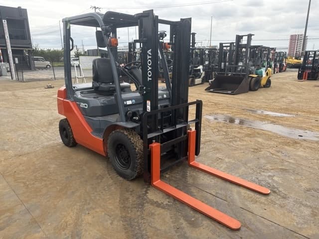 Forklift — Auction (lot 8461-14033)