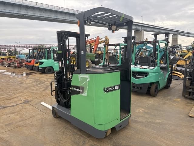 Reach Forklift — Auction (lot 8461-14034)