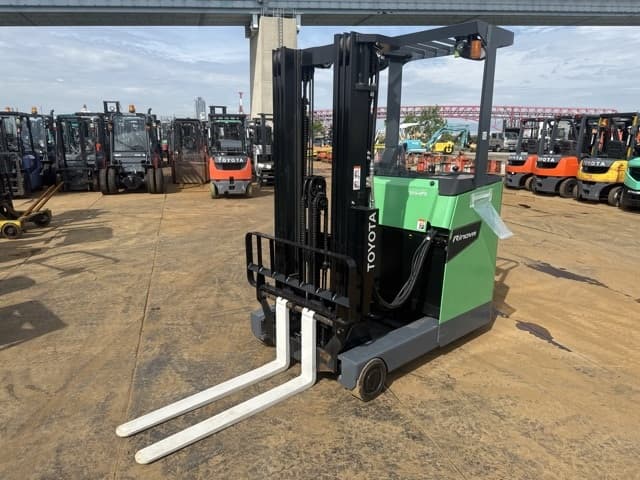 Reach Forklift — Auction (lot 8461-14035)