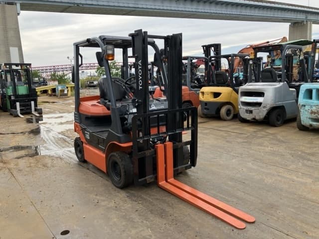 Battery Forklift — Auction (lot 8461-14040)