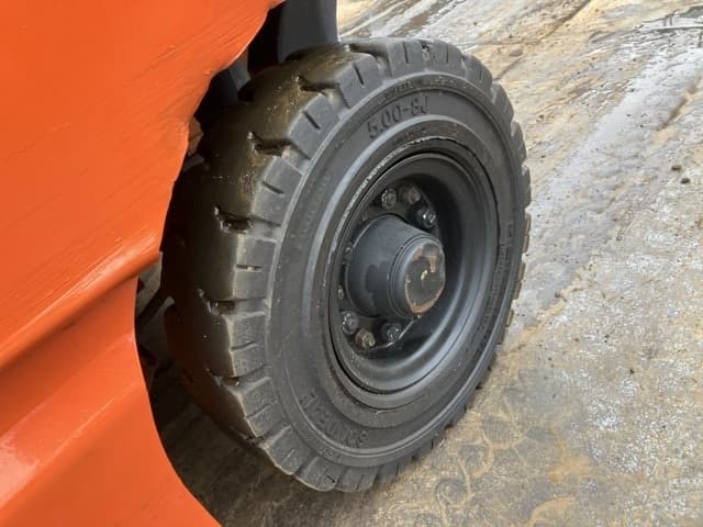 Battery Forklift — Auction (lot 8461-14040)