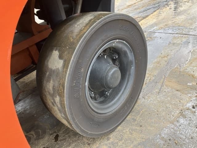 Forklift — Auction (lot 8461-14042)
