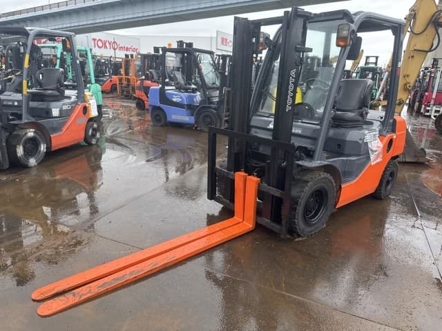 Forklift — Auction (lot 8461-14047)