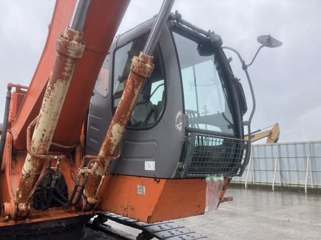 EXCAVATOR — Auction (lot 8461-141)