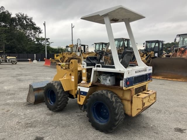 MINI WHEEL LOADER — Auction (lot 8461-142)