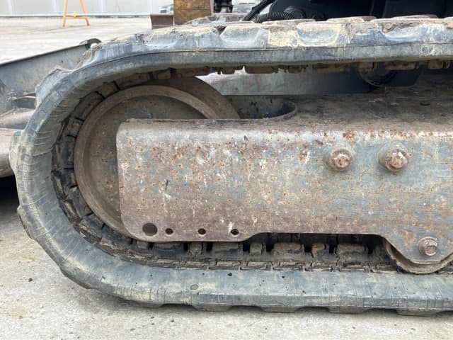 MINI EXCAVATOR — Auction (lot 8461-145)