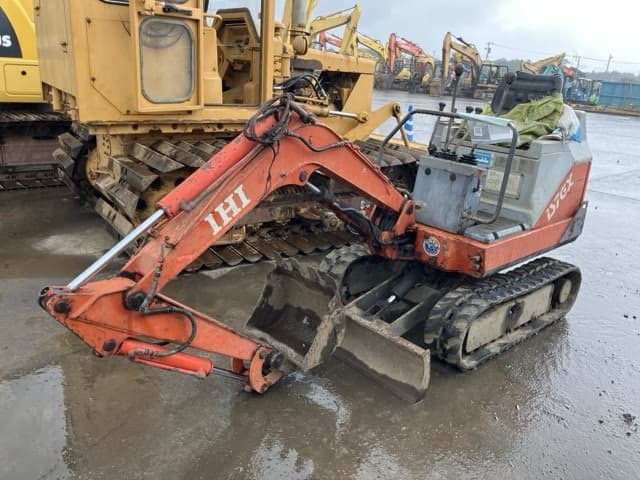 MINI EXCAVATOR — Auction (lot 8461-146)