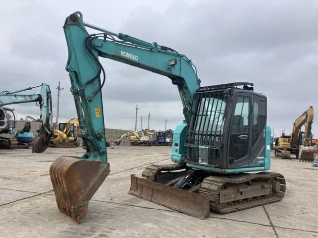EXCAVATOR — Auction (lot 8461-147)