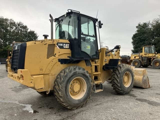 WHEEL LOADER — Auction (lot 8461-15)
