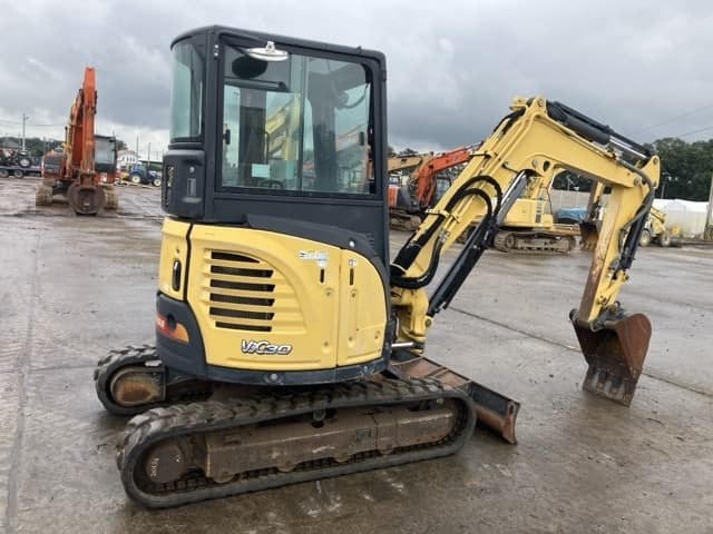 MINI EXCAVATOR — Auction (lot 8461-150)