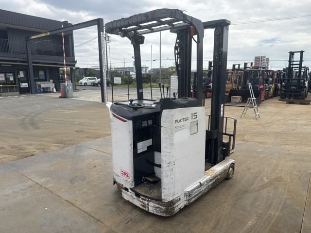 Reach Forklift — Auction (lot 8461-15012)
