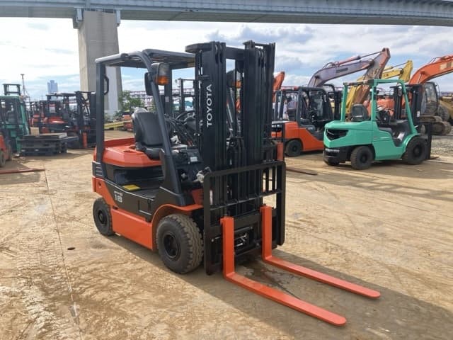 Battery Forklift — Auction (lot 8461-15013)