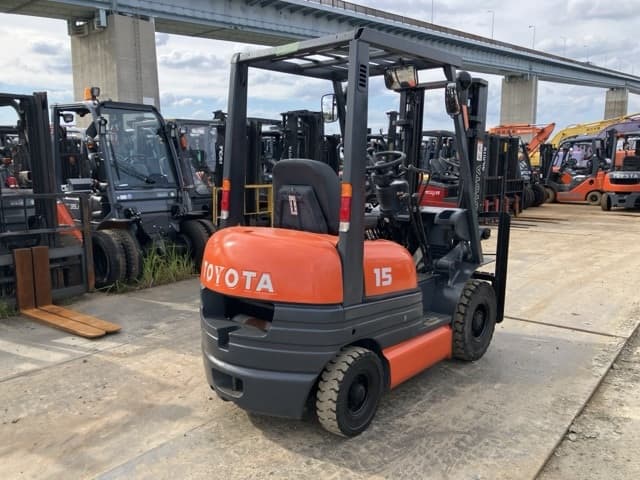 Forklift — Auction (lot 8461-15014)