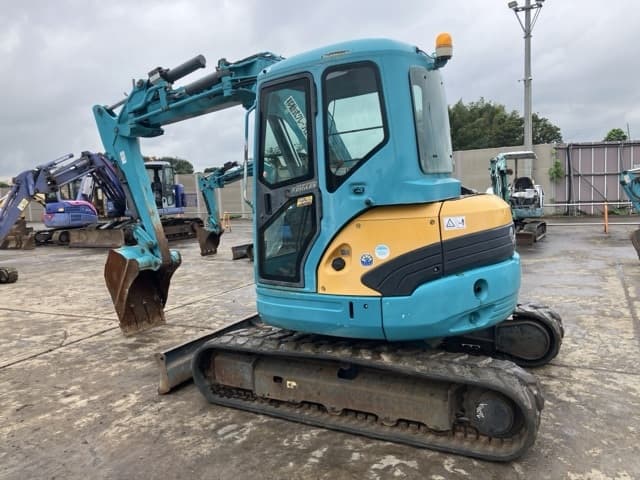 MINI EXCAVATOR — Auction (lot 8461-151)