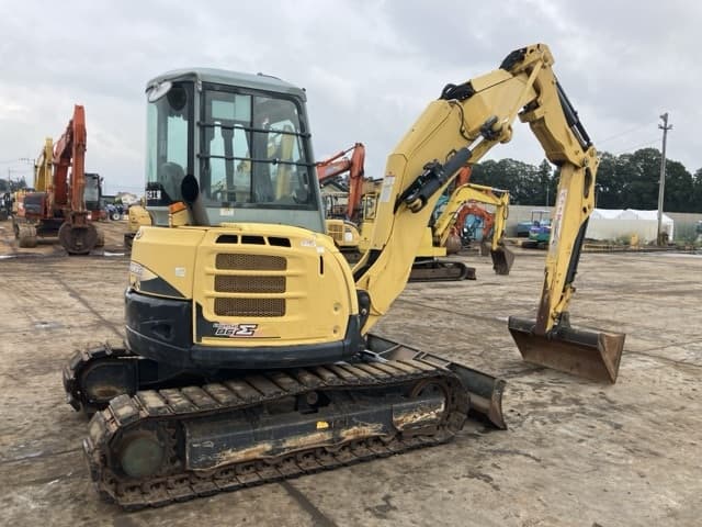 MINI EXCAVATOR — Auction (lot 8461-157)