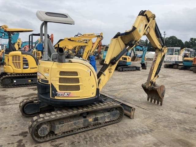 MINI EXCAVATOR — Auction (lot 8461-160)