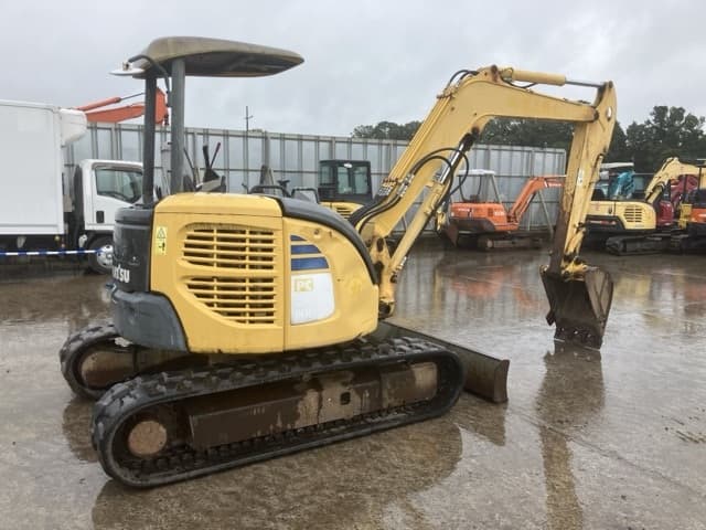 MINI EXCAVATOR — Auction (lot 8461-162)