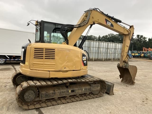 EXCAVATOR — Auction (lot 8461-165)