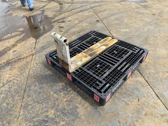 FORKLIFT NAIL — Auction (lot 8461-16504)
