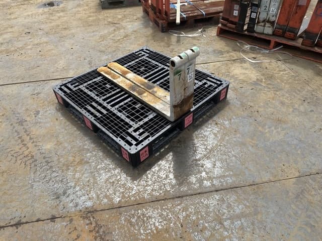 FORKLIFT NAIL — Auction (lot 8461-16504)