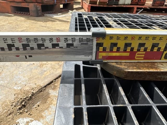 FORKLIFT NAIL — Auction (lot 8461-16504)