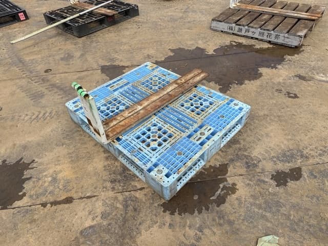 FORKLIFT NAIL — Auction (lot 8461-16508)