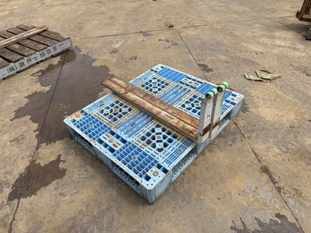 FORKLIFT NAIL — Auction (lot 8461-16508)