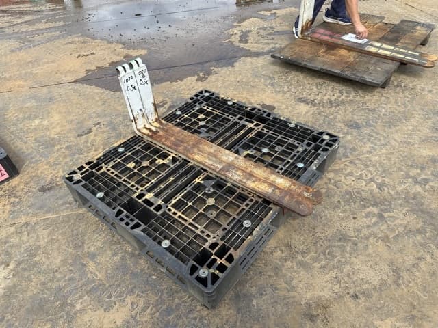 FORKLIFT NAIL — Auction (lot 8461-16509)