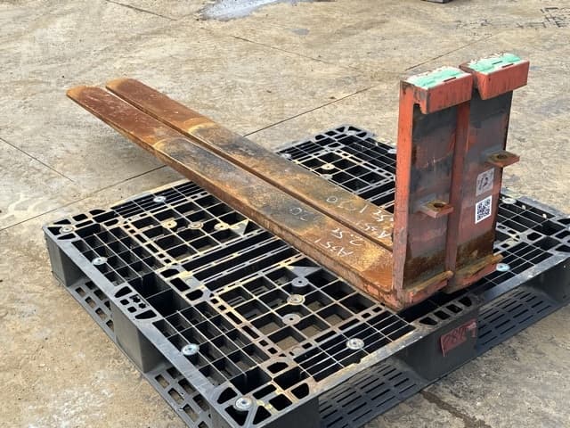 FORKLIFT NAIL — Auction (lot 8461-16512)