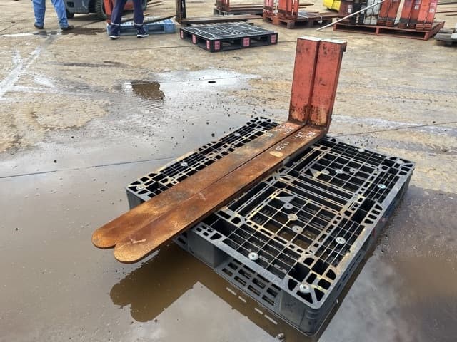 FORKLIFT NAIL — Auction (lot 8461-16513)