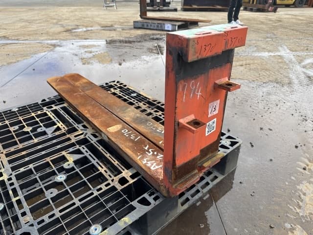 FORKLIFT NAIL — Auction (lot 8461-16513)