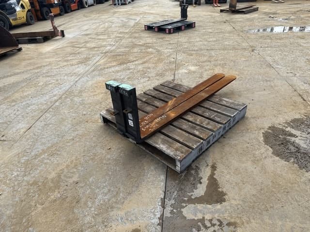 FORKLIFT NAIL — Auction (lot 8461-16514)