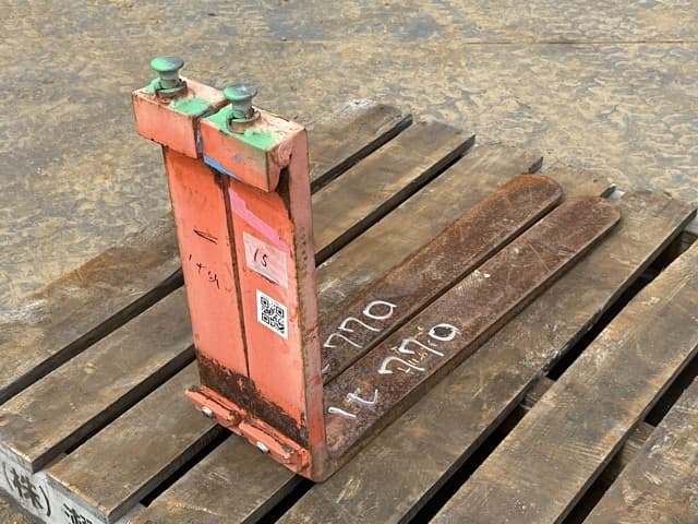 FORKLIFT NAIL — Auction (lot 8461-16515)
