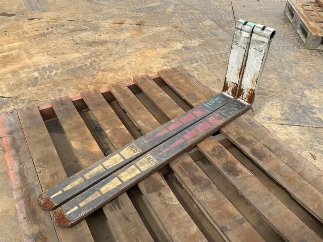 FORKLIFT NAIL — Auction (lot 8461-16517)