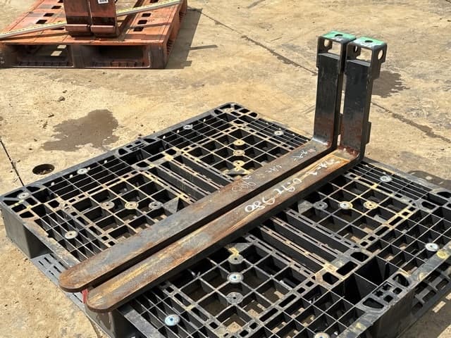 FORKLIFT NAIL — Auction (lot 8461-16518)