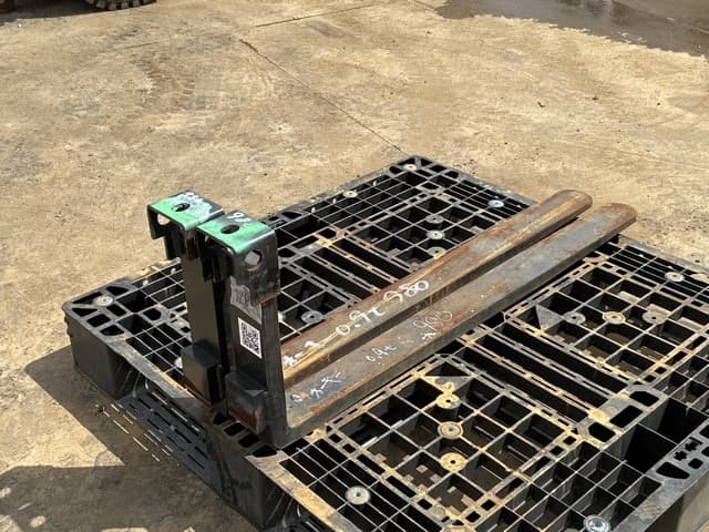 FORKLIFT NAIL — Auction (lot 8461-16518)