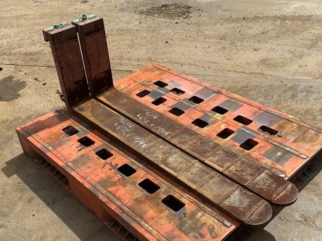 FORKLIFT NAIL — Auction (lot 8461-16519)