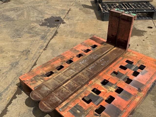 FORKLIFT NAIL — Auction (lot 8461-16519)
