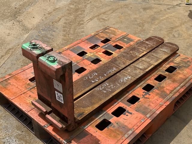 FORKLIFT NAIL — Auction (lot 8461-16519)