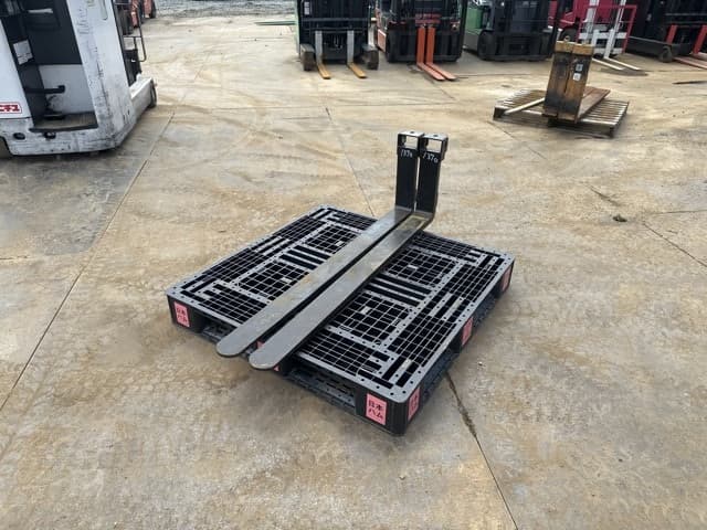 FORKLIFT NAIL — Auction (lot 8461-16520)